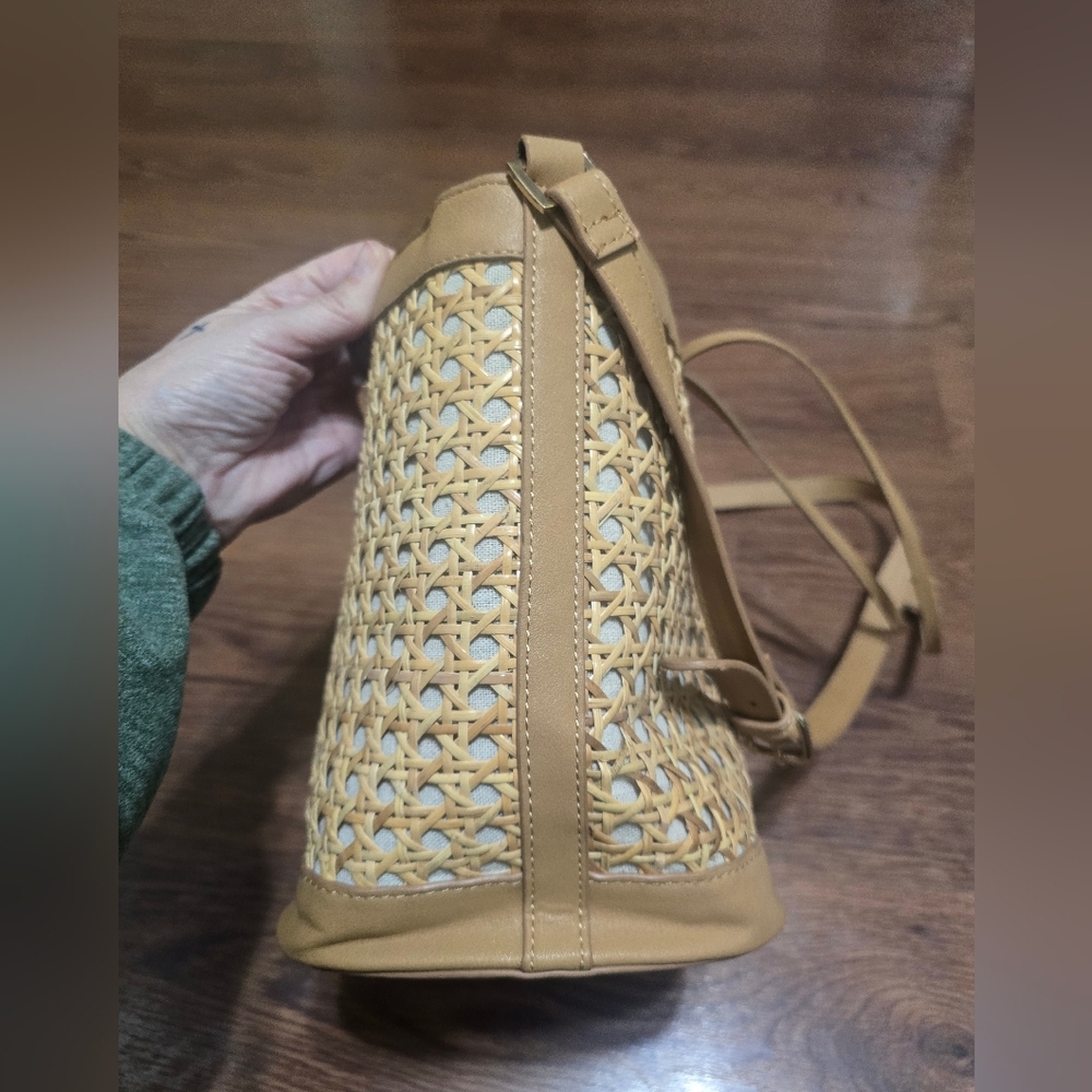 Tommy Bahama Bucket Rattan Purse Drawstring Insert Crossbody Shoulder Bag - Picture 10 of 13